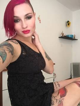 Foto publica de Suicide-Girl